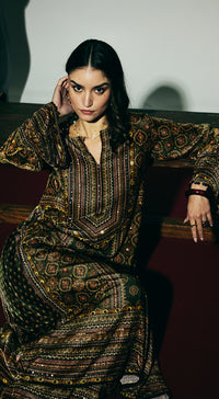 Green Velvet Embroidered Kurta Set