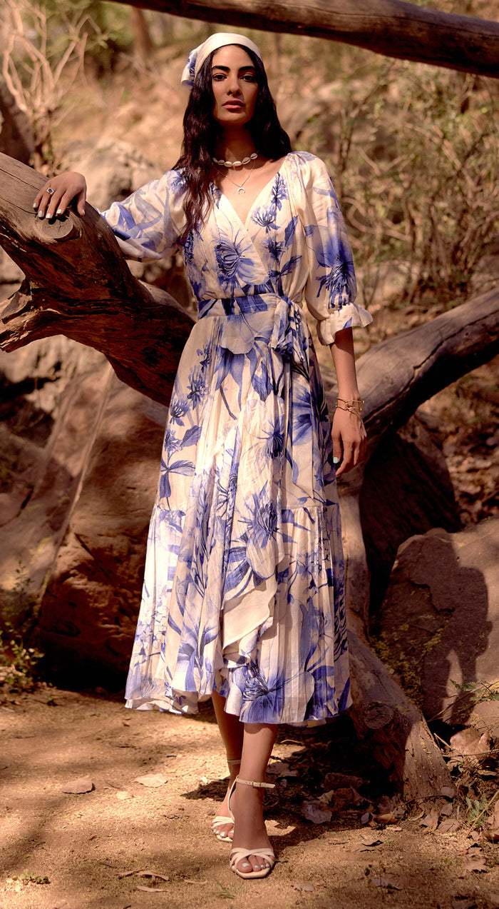 The Azure Bloom Muslin Dress – Basanti Kapde aur Koffee