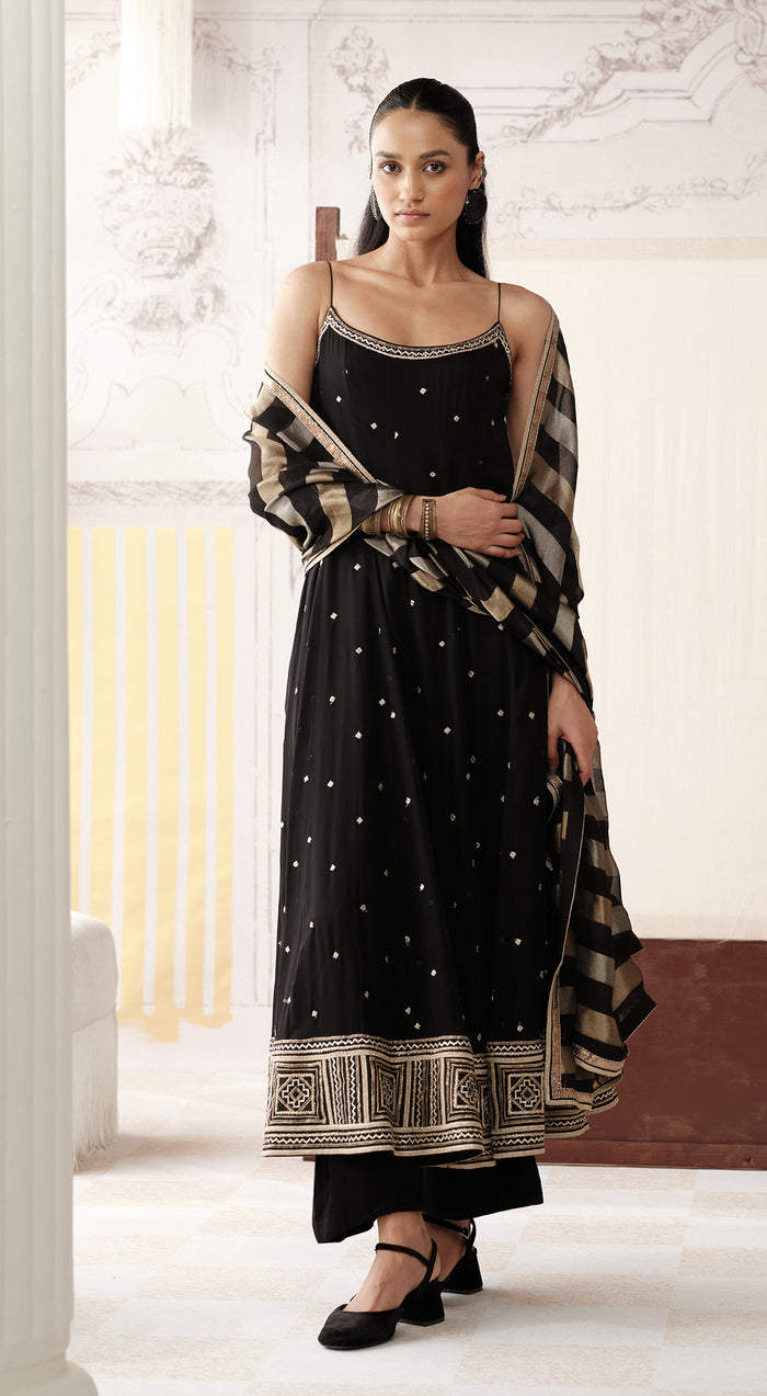 indian cocktail dresses Ideas for Women's & Attire (Shop the Styles) Designer Cocktail & Reception Outfits