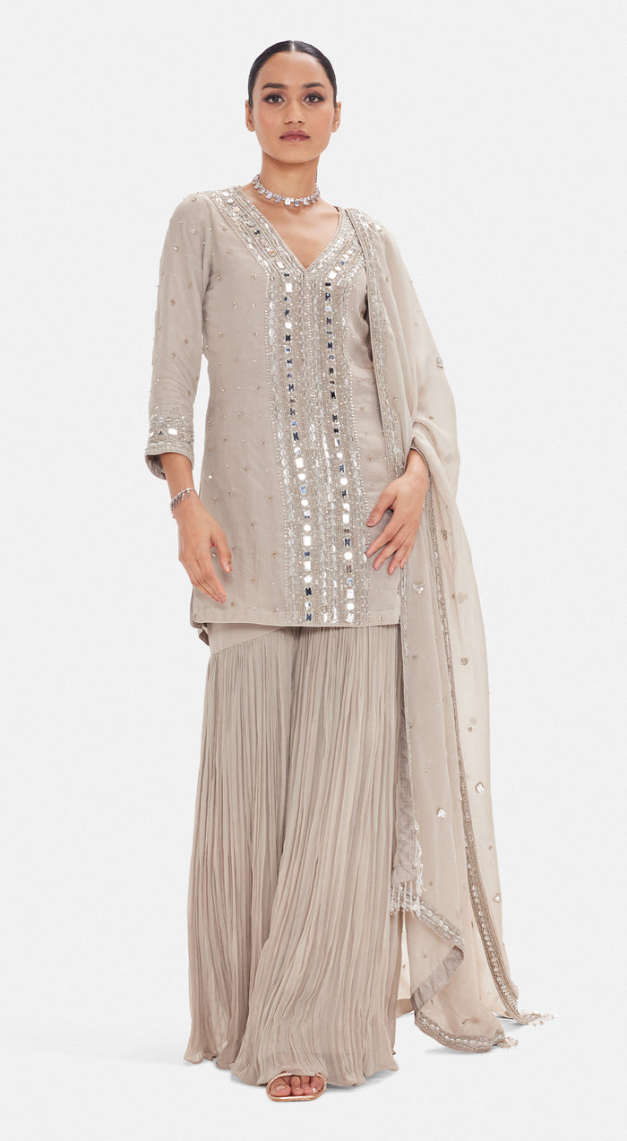 The Antique Aura Sharara Set