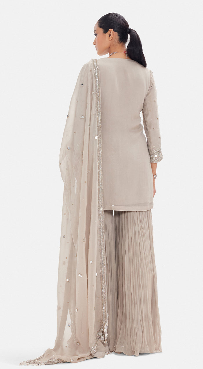 The Antique Aura Sharara Set