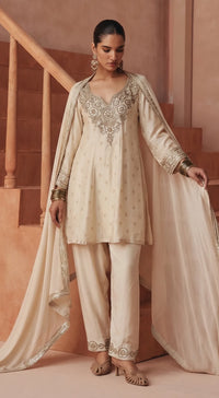 CELESTIA IVORY MIST EMBROIDERED KURTA SET