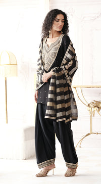 Full-sleeve black kurta set with mirror and gota work - Basanti kapde aur koffee